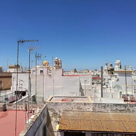 Apartment Sopranis Del Mar Centro Cadiz, Junto Playa Y Estacion De Tren Y Bus Y Parkings